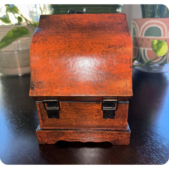 Vintage Wooden Trinket Box Clock (Clock Works) - Picture 3 of 5